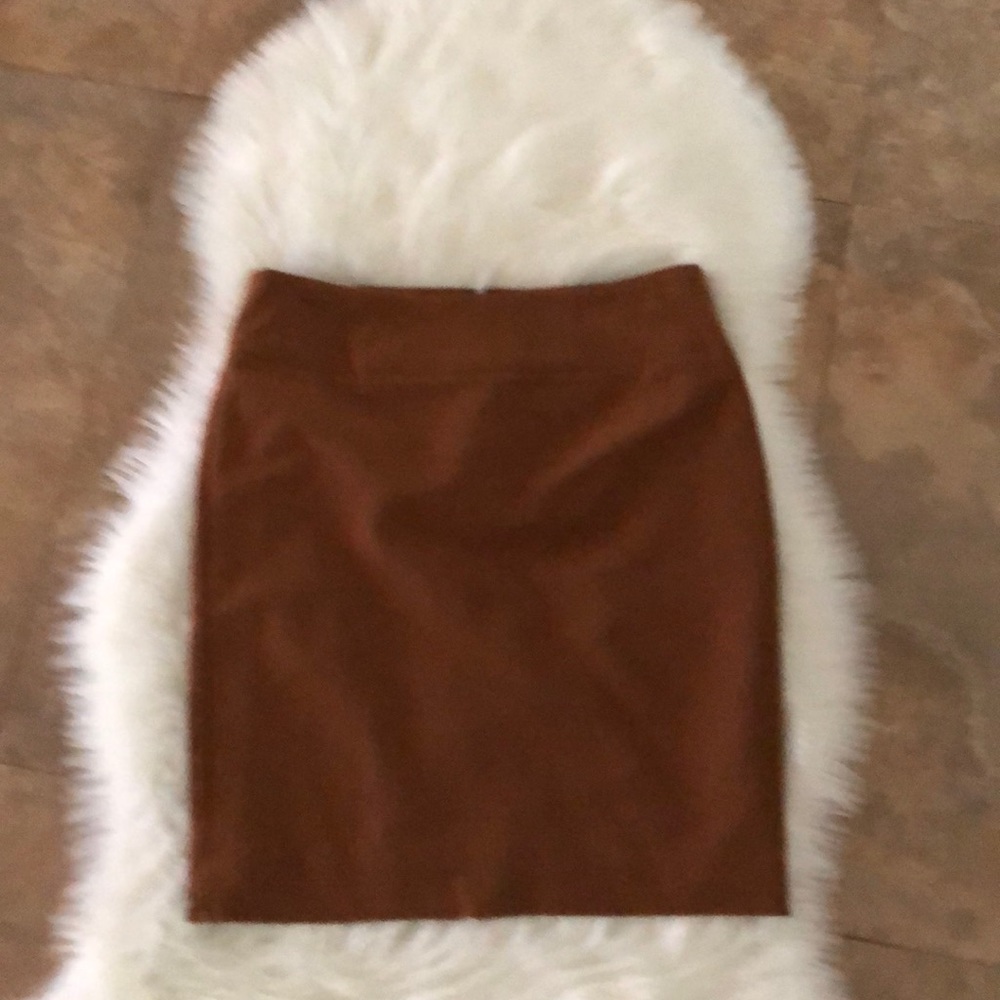 NWT